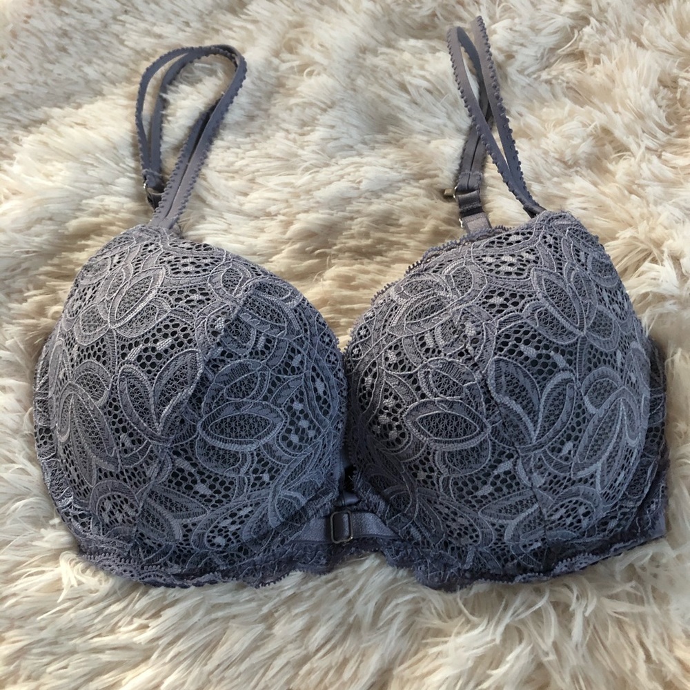 New ✨ Victoria’s Secret Very Sexy push-up bra